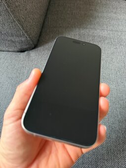 IPhone 15 Pro, 256 GB, záruka - 3