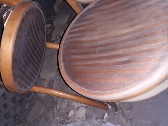 Starožitný nábytek - 3