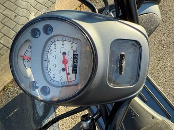 skútr Piaggio Vespa GTV 300 HPE Sei Giorni - 3