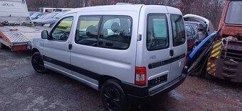 Citroën Berlingo 1.4i , 5 mistné - 3