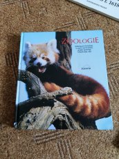 Knihy střední školy - 3