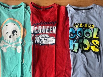 Prodám balíček triček vel.128/134 - 3