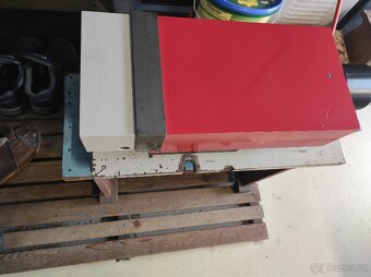 Strojní svěrák, čelisti 200 mm. - 3