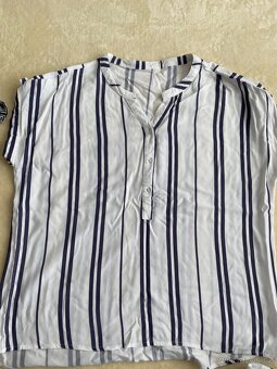 Prodám dámské halenky Sinsay - 3