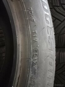 Bridgestone 205/55/17 91W  RF - 3