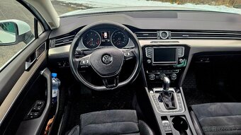 VW PASSAT biTDi B8 176KW CZ servisní kniha - 3
