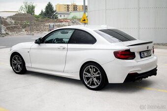 BMW M240i - 3