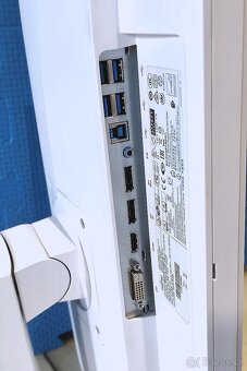 Monitor 24" - 3