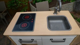 DĚTSKÁ KUCHYNKA SPORÁK +DŘEZ JAKO NOVÉ ASI IKEA - 3