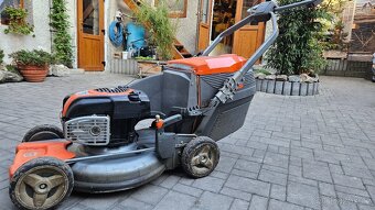 Husqvarna lc53b e 750 benzínová sekacka na trávu s pojezdem - 3