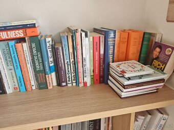 Sbírka seberozvojové literatury a děl významných autorů - 3