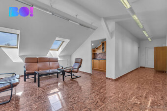 Pronájem komerčních prostor 414 m², kanceláří, bytu 3+1, ul. - 3