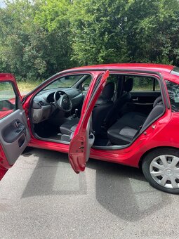 Renault Thalia 1.2 16V, 55 kW - 150tis. Km, tažné, benzin - 3