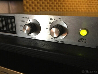 Universal Audio 2192 - DACADC Master Audio Interface & Wordc - 3