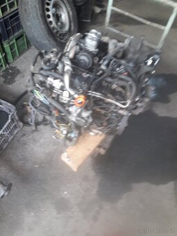 T5 2litr 103 kw 75kw hlava spodek - 3