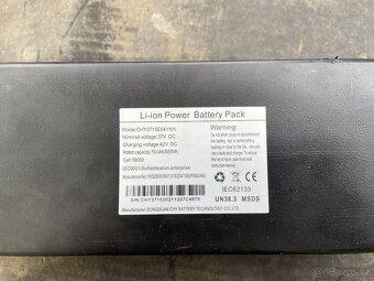 Li-ion baterie 37V/15Ah na díly - 3