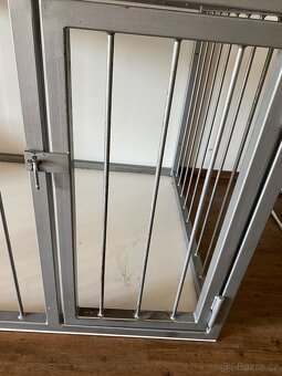 Velká klec pro dva psy - 3