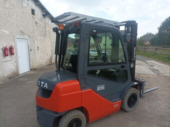 Vysokozdvižný vozík Toyota 25 tonero HST - 3