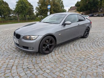 E92 320D - 3