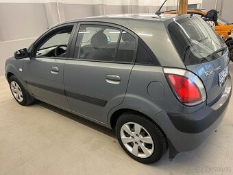 Kia Rio 1.5 CRDI - 3