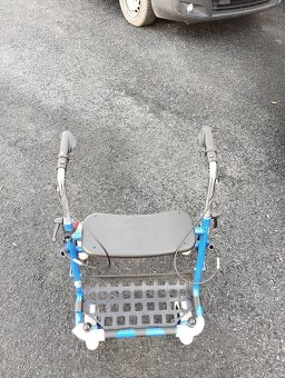 Chodítko pro seniory - 3