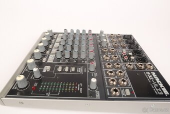 mix Mackie 802-VLZ3 - 3