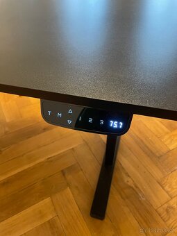 AlzaErgo výškově nastavitelný stůl 140×70cm - Málo používaný - 3