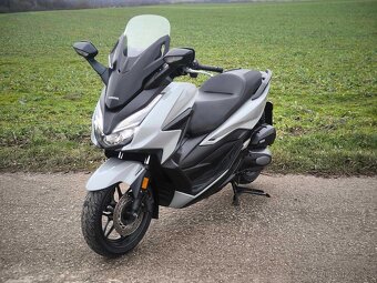 Honda Forza 125cm r.v 2022 - 3