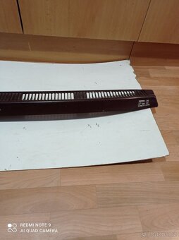 Škoda 130gl lišta na zadní kapotu a lišta Š120 - 3