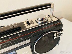 Radiomagnetofon Fisher PH-W536L, rok 1986 - 3