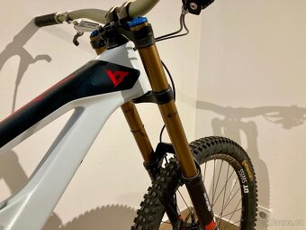 YT Industries TUES CF Pro Race XL - 3