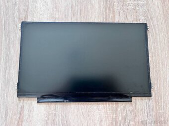 Predám obrazovku do notebooku 11,6"LED SLIM display 30 pin - 3