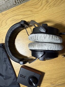 Beyerdymamic DT 770 PRO 250 ohm plus schiit zosilnovac - 3