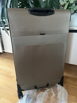 Velký nový kufr Samsonite - 3