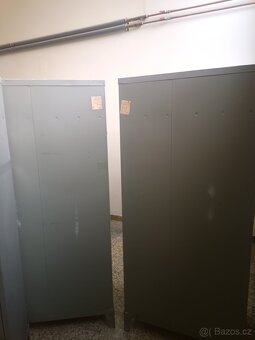 Plechové šatní skříňky - 3