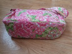 Kabelka americké značky Vera Bradley růžový vzor TOP - 3