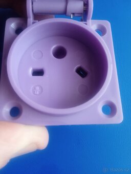 Prodám zástrčky 380V/10A - 3