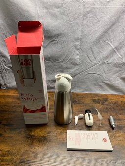 Šlehačková láhev iSi EASY WHIP PLUS 0,5l Bílá - 3