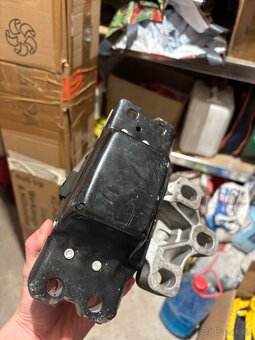 Silentblok převodovky DSG 6Q Octavia 2 - 3