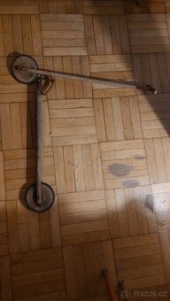 Stará koloběžka - 3