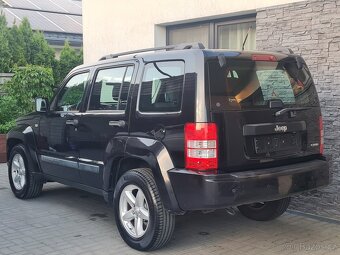 Jeep Cherokee 2.8CRDi 130kW 4x4 BEZ KOROZE - 3