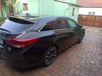 HYUNDAI i40 1,7CRDi 104kW automat - 3