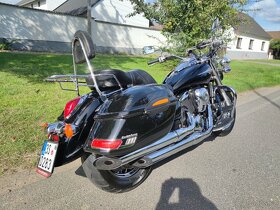 Kawasaki VN 900 Classic - 3