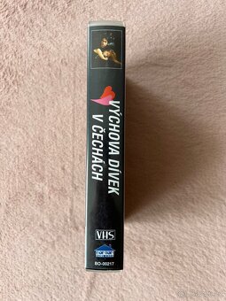 Výchova dívek v Čechách - VHS videokazeta 1997 - 3