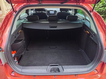 Lada Vesta SW Cross - 3