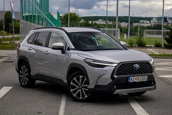 Toyota Corolla Cross 2.0 Hybrid 197k e-CVT STYLE 4x4 - 3