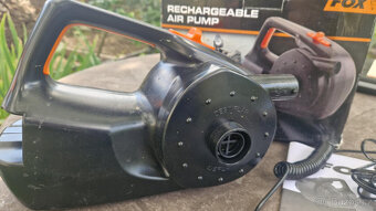 Nafukovací a vyfukovací pumpa Fox Air Pump 12V/240V - 3