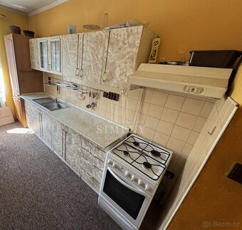 Prodej rodinného domu 7+1,188 m², Velké Karlovice, okres Vs - 3
