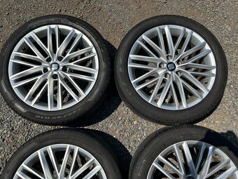 Alu orig letní sada Seat 5x112 7J ET45 225/45 R18 - 3