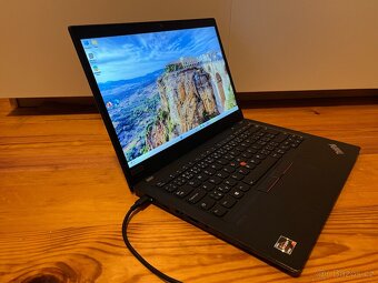 Lenovo ThinkPad T14S - 3